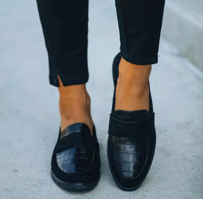Stylish Croc-Detail Loafers