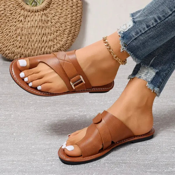 Stylish Horizon Buckle Sandals