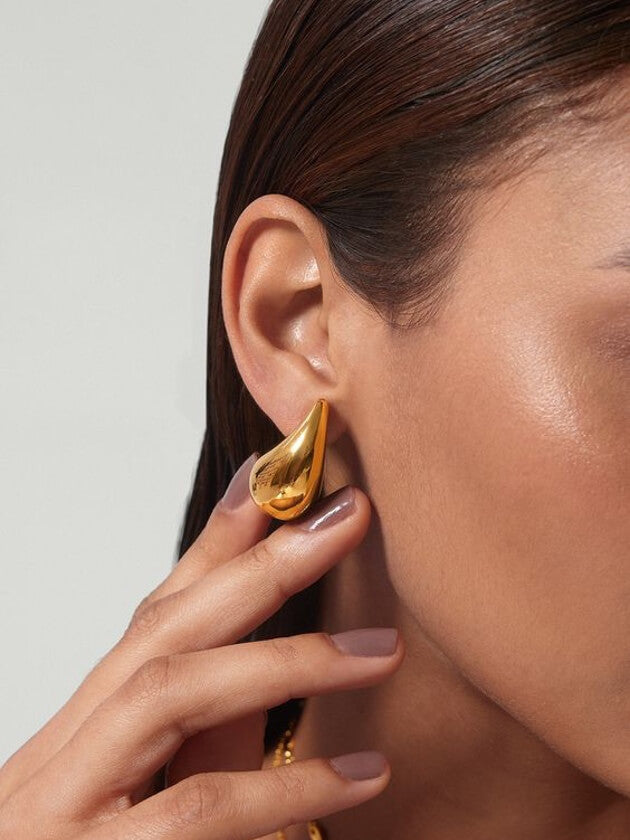 Golden Whisper Sculpted Earrings