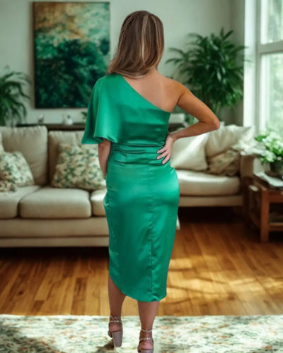 Midnight Allure One-Shoulder Midi Dress