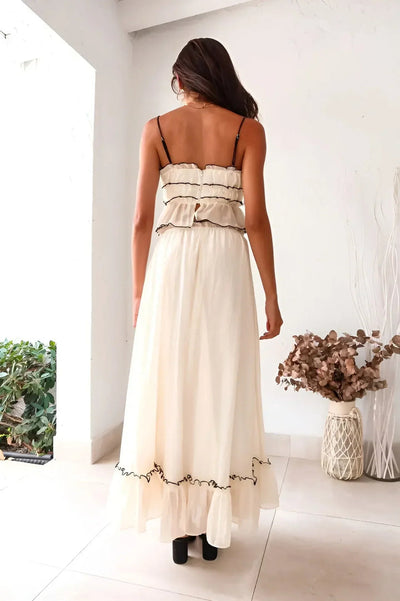 Romantic Whispers Ruffle Set