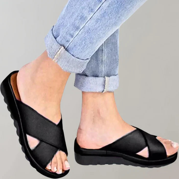 Tranquil Crossband Sandals